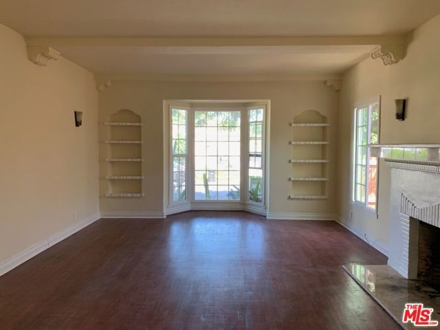 931 S Holt Avenue, Los Angeles, CA 90035