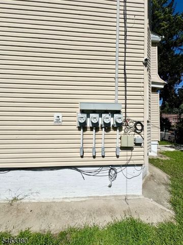623 Sandford Ave, Newark City, NJ 07106