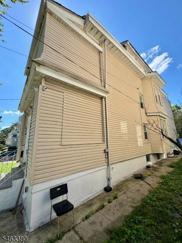 623 Sandford Ave, Newark City, NJ 07106