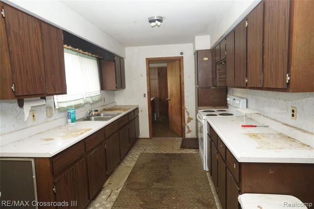 7047 Haggerty Road, Van Buren, MI 48111