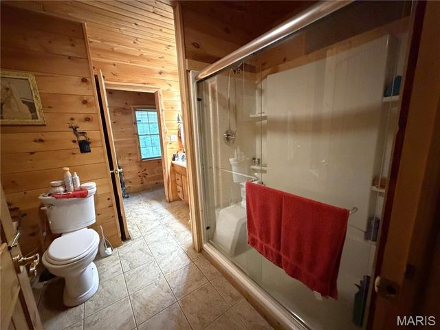 10231 Old 8 D, Mineral Point, MO 63660