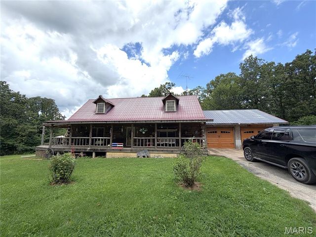 10231 Old 8 D, Mineral Point, MO 63660