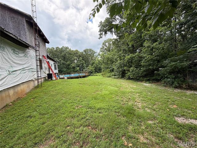 10231 Old 8 D, Mineral Point, MO 63660
