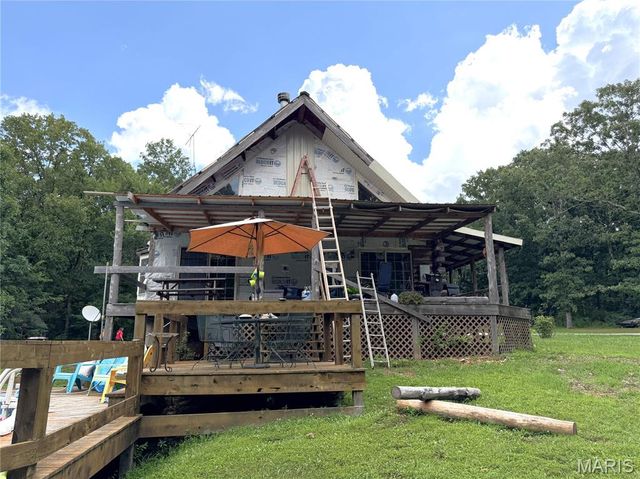 10231 Old 8 D, Mineral Point, MO 63660