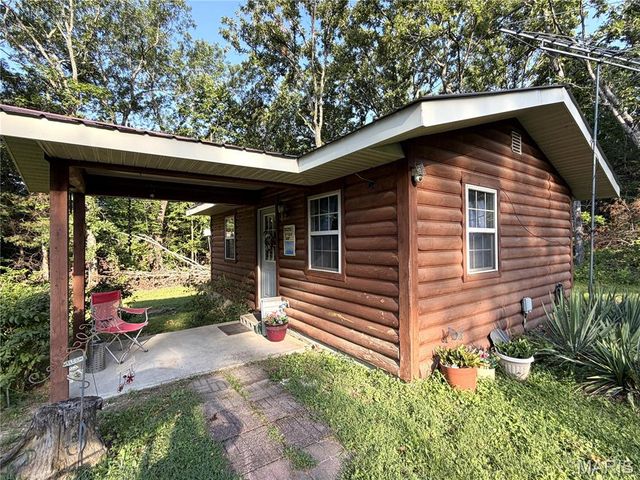 10231 Old 8 D, Mineral Point, MO 63660