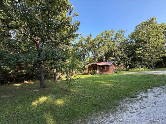 10231 Old 8 D, Mineral Point, MO 63660