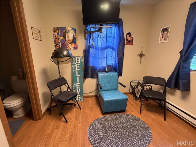 10231 Old 8 D, Mineral Point, MO 63660
