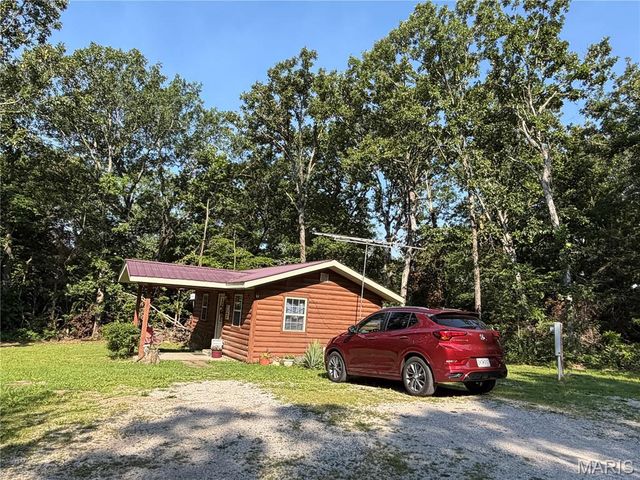 10231 Old 8 D, Mineral Point, MO 63660