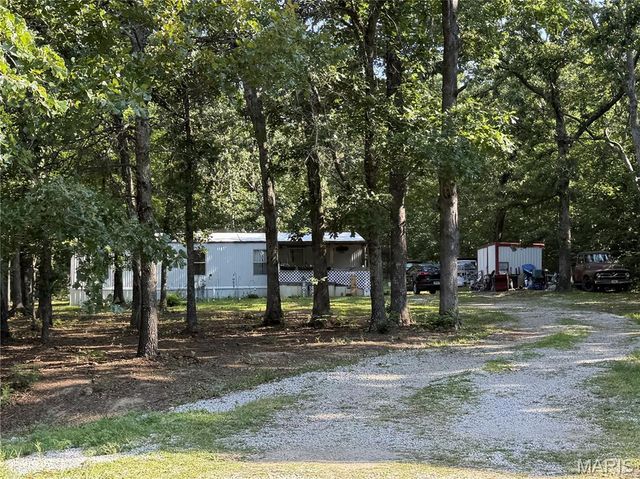 10231 Old 8 D, Mineral Point, MO 63660