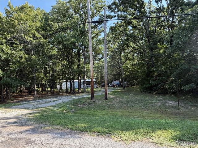 10231 Old 8 D, Mineral Point, MO 63660