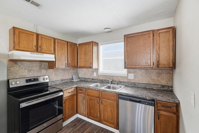 207 S Elm Street, Searcy, AR 72143