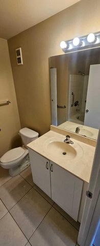 4767 Via Palm Lakes 201, West Palm Beach, FL 33417