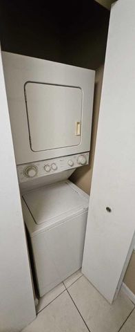 4767 Via Palm Lakes 201, West Palm Beach, FL 33417