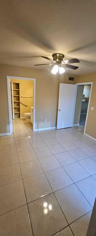 4767 Via Palm Lakes 201, West Palm Beach, FL 33417