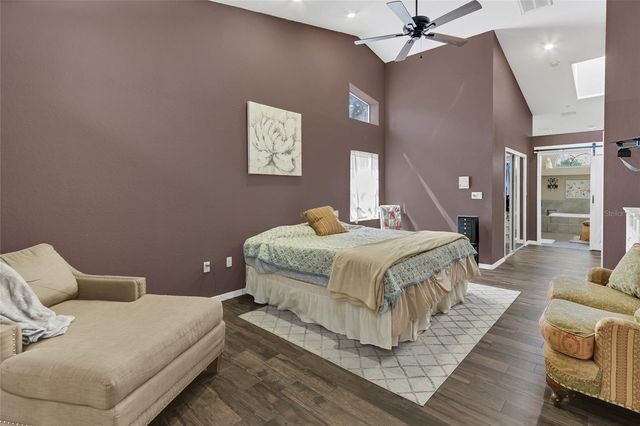 8021 MOONLIGHT LANE, New Port Richey, FL 34654