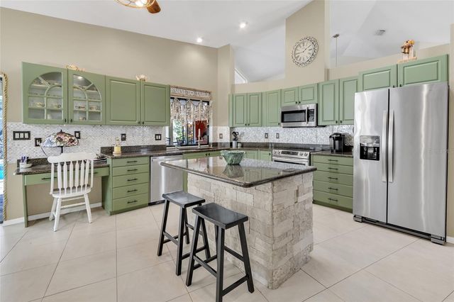 8021 MOONLIGHT LANE, New Port Richey, FL 34654