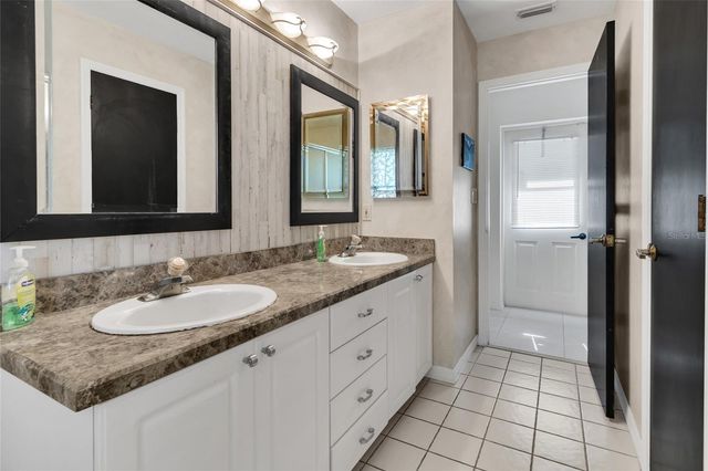 8021 MOONLIGHT LANE, New Port Richey, FL 34654