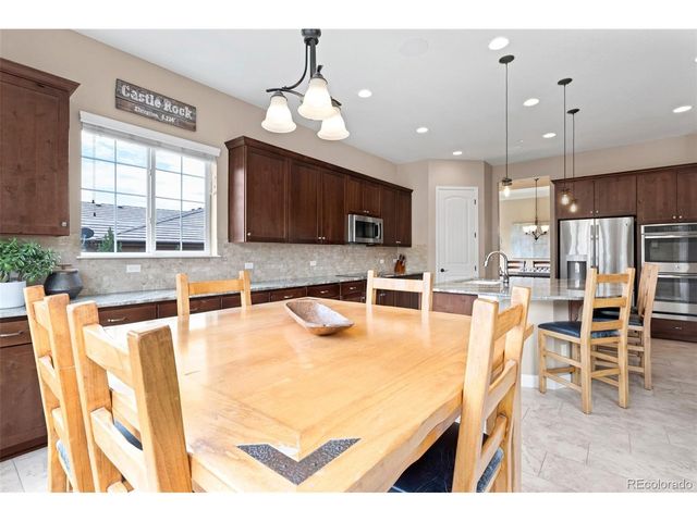 5577 Water Oak Cir, Castle Rock, CO 80108
