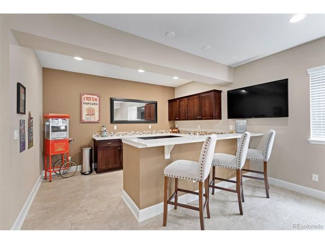 5577 Water Oak Cir, Castle Rock, CO 80108