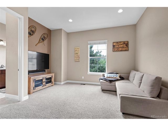 5577 Water Oak Cir, Castle Rock, CO 80108