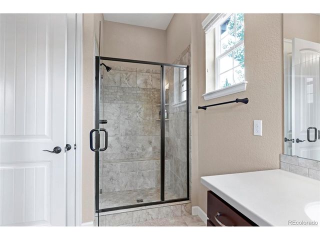 5577 Water Oak Cir, Castle Rock, CO 80108