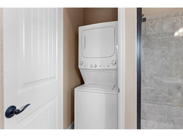 5577 Water Oak Cir, Castle Rock, CO 80108