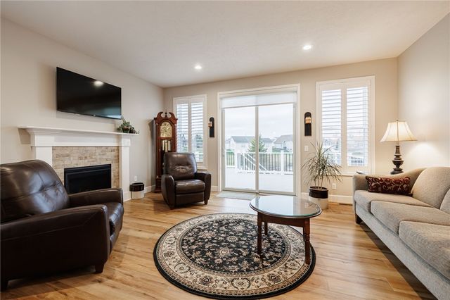 6113 Holly Creek Drive, Ontario, NY 14519