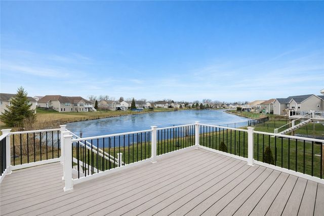 6113 Holly Creek Drive, Ontario, NY 14519