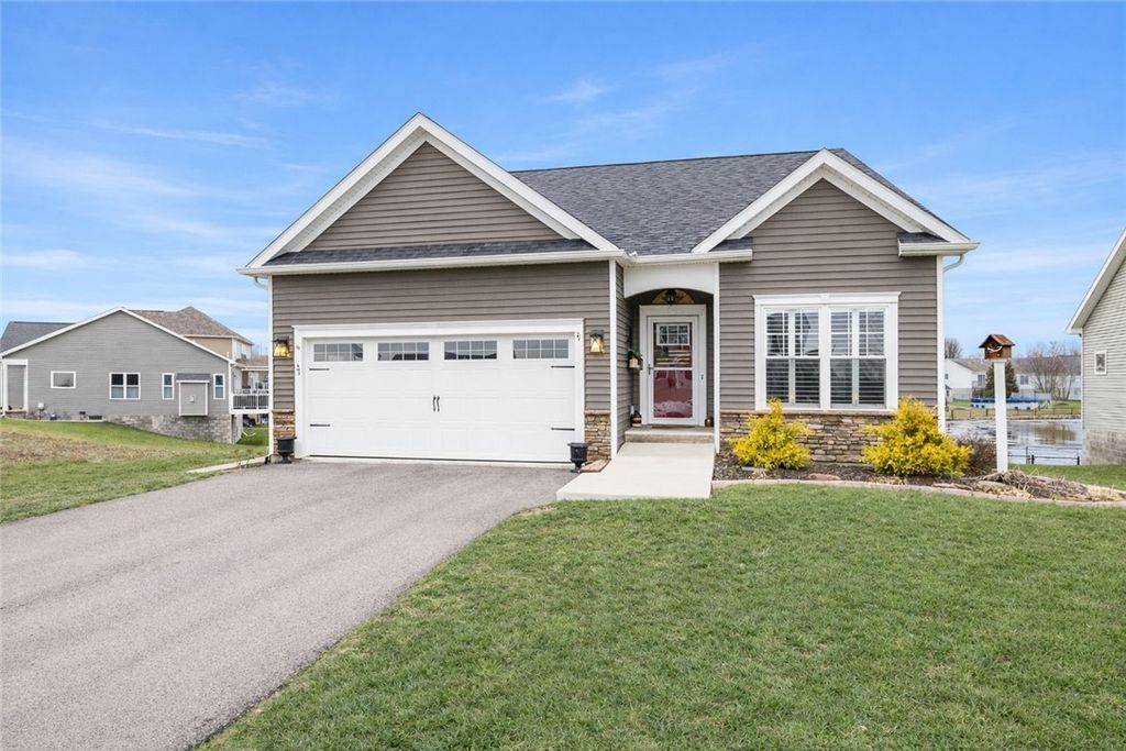 6113 Holly Creek Drive, Ontario, NY 14519