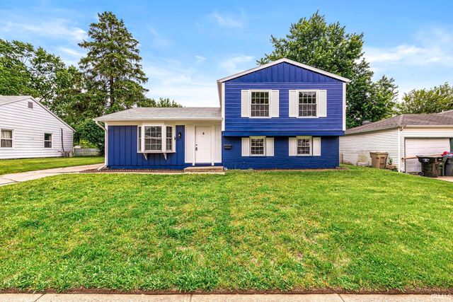 1456 Oakdale Drive, South Bend, IN 46614