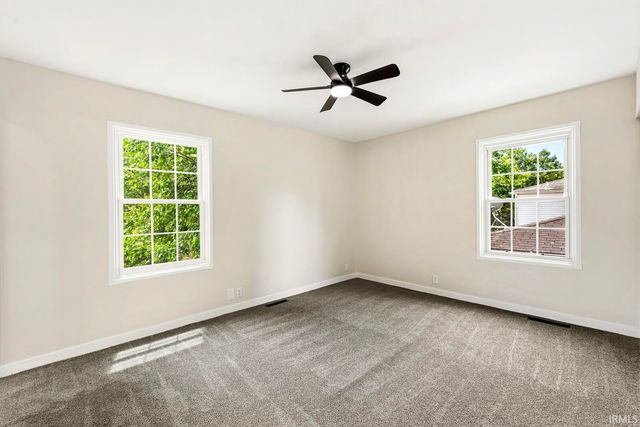 1456 Oakdale Drive, South Bend, IN 46614