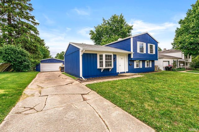 1456 Oakdale Drive, South Bend, IN 46614