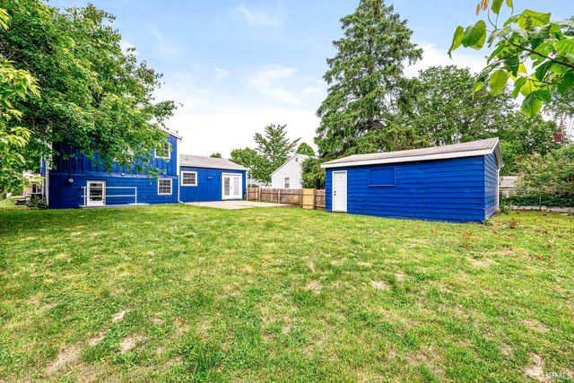 1456 Oakdale Drive, South Bend, IN 46614