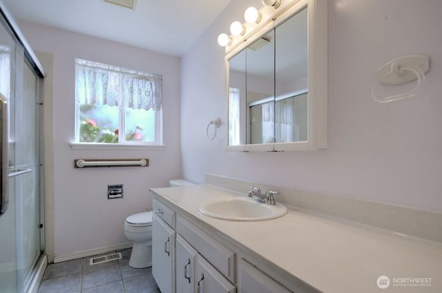 1806 Alanna Drive SE, Lacey, WA 98503