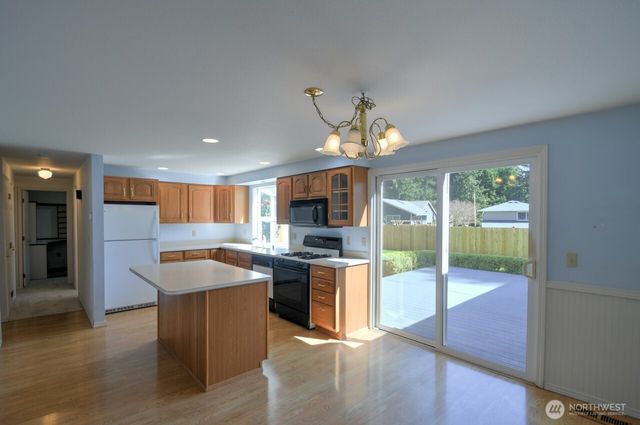 1806 Alanna Drive SE, Lacey, WA 98503