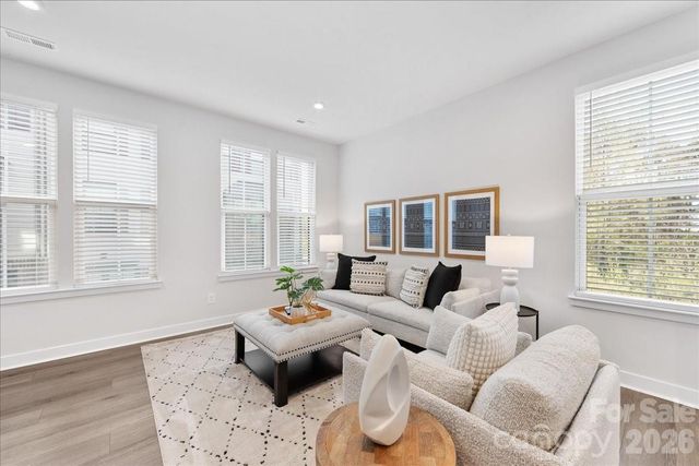 425 Tristram Lane, Charlotte, NC 28205