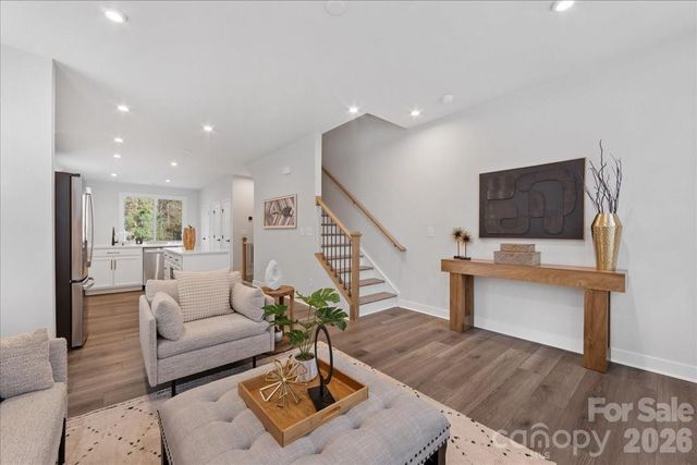 425 Tristram Lane, Charlotte, NC 28205