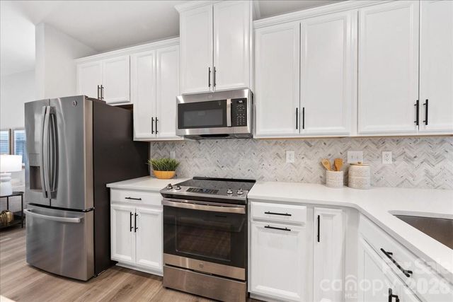 425 Tristram Lane, Charlotte, NC 28205