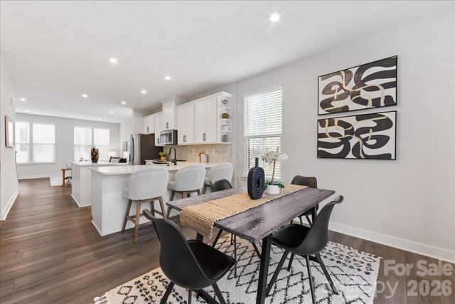 425 Tristram Lane, Charlotte, NC 28205