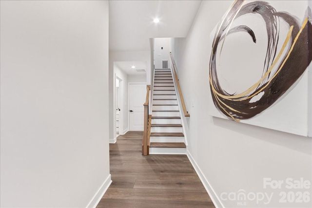 425 Tristram Lane, Charlotte, NC 28205