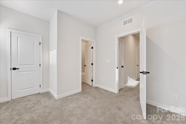 425 Tristram Lane, Charlotte, NC 28205