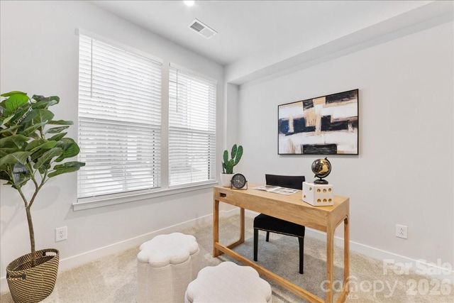 425 Tristram Lane, Charlotte, NC 28205