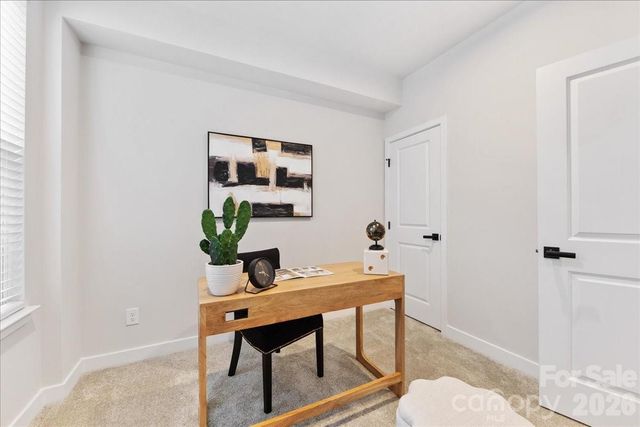 425 Tristram Lane, Charlotte, NC 28205