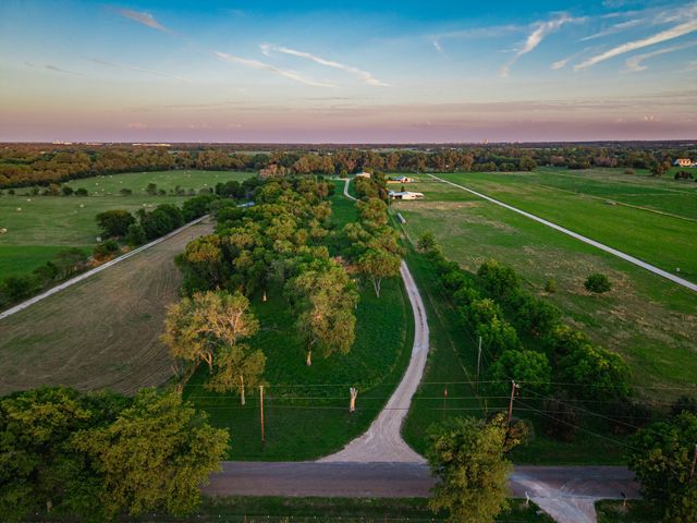 1343 Buster Chatham Road, Waco, TX 76705