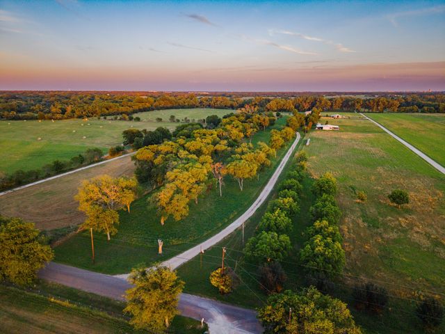 1343 Buster Chatham Road, Waco, TX 76705