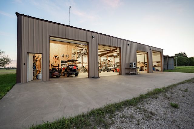 1343 Buster Chatham Road, Waco, TX 76705