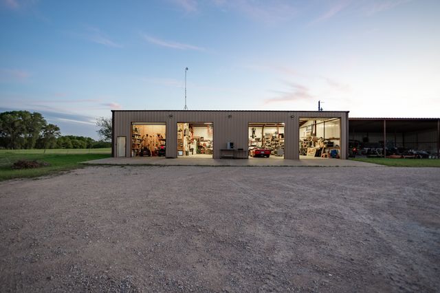1343 Buster Chatham Road, Waco, TX 76705