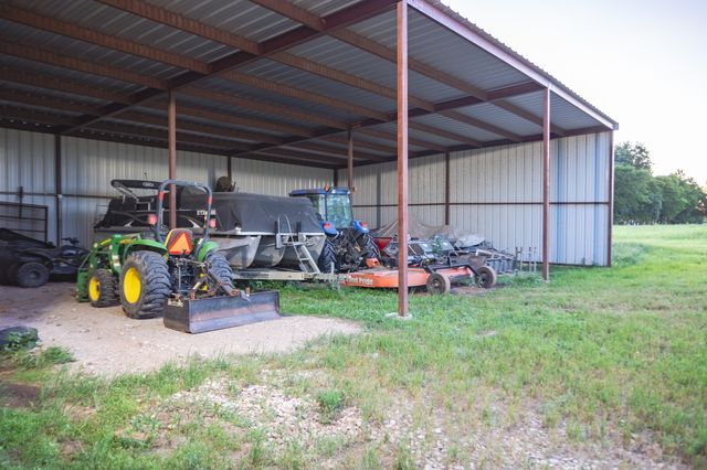 1343 Buster Chatham Road, Waco, TX 76705
