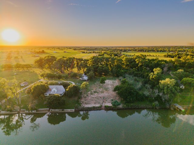 1343 Buster Chatham Road, Waco, TX 76705