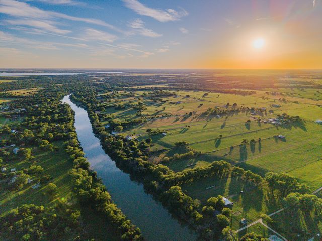 1343 Buster Chatham Road, Waco, TX 76705